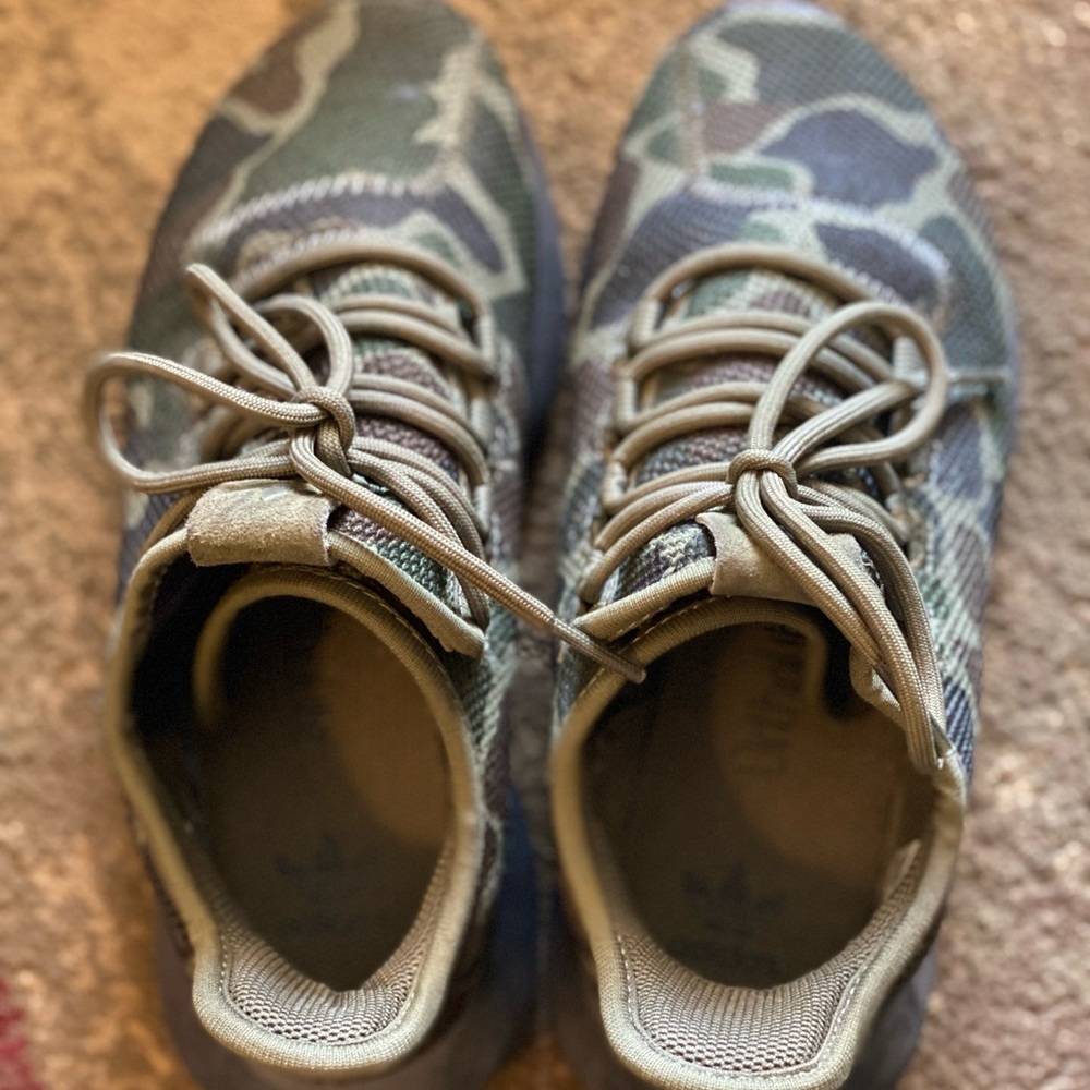 Adidas otholite camo kids shoes